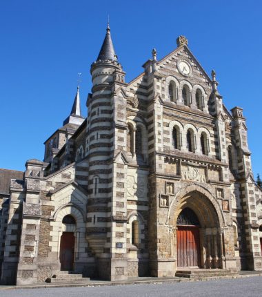 Église Saint-Pierre de Chemillé