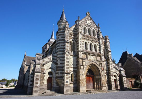 Église Saint-Pierre de Chemillé