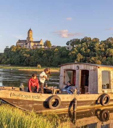 Croisière itinérante à bord du bateau habitable Anguille sous Roche
