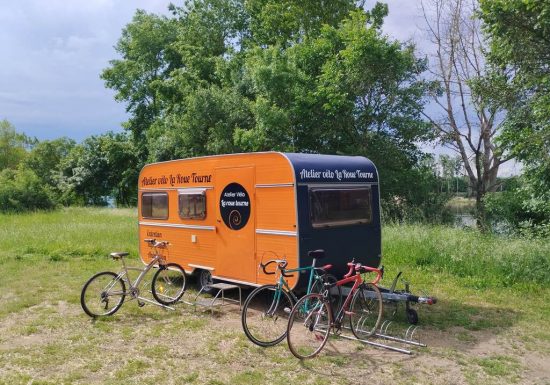 Location et réparation ambulante de vélos La Roue Tourne à Notre-Dame-du-Marillais en juillet août