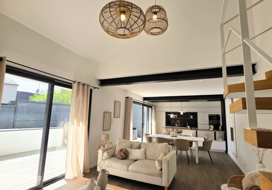 A L&rsquo;Envers du Décor
