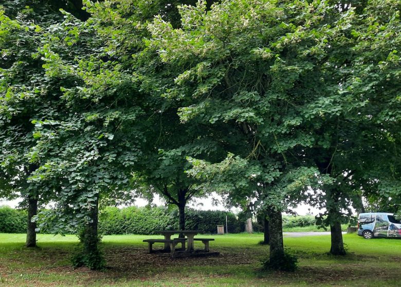 Aire de pique-nique de La Chapelle-Aubry