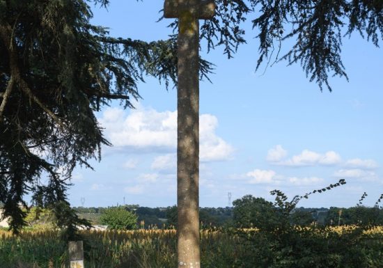 Croix du chemin de la Barre