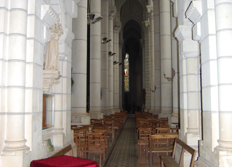 EGLISE NOTRE-DAME DE CHEMILLÉ LA NOUVELLE