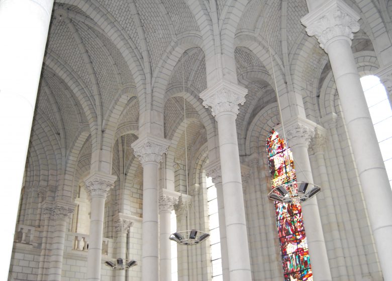 EGLISE NOTRE-DAME DE CHEMILLÉ LA NOUVELLE