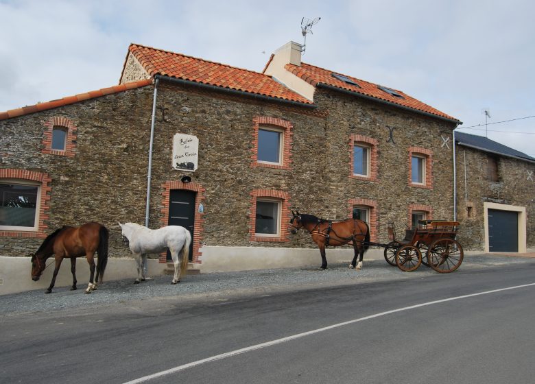 GÎTE LE RELAIS DES DEUX CROIX