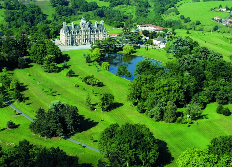 SALLES DE RÉCEPTION AU CHÂTEAU DE LA TURMELIÈRE