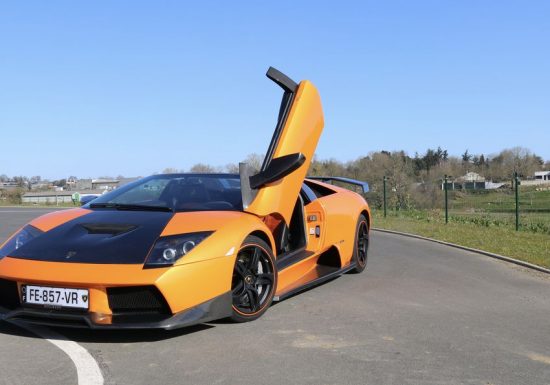 Conduire des véhicules de légendes et de collections