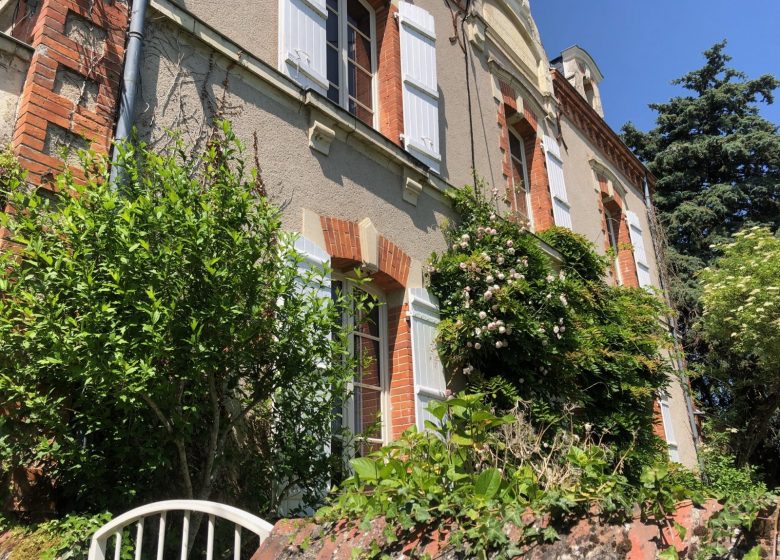 Chambres d&rsquo;hôtes ancienne école Saint Joseph à Chanzeaux