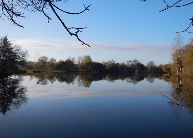 LE MESNIL EN VALLÉE