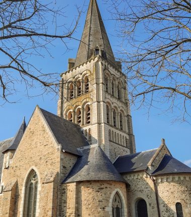 Église romane Notre-Dame