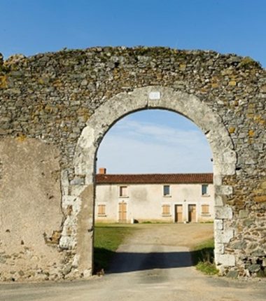 Ferme abbatiale des Coteaux