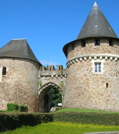 Tours d&rsquo;entrée de la Citadelle de Champtoceaux