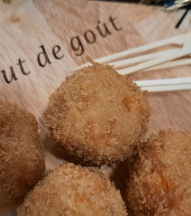 Des bouchées apéritives par le restaurant Brut de Goût