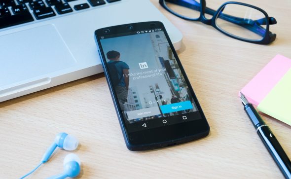 LinkedIn : Communiquer auprès des entreprises