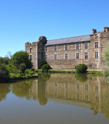 Gourmandise, randonnée et visite insolite à Valanjou