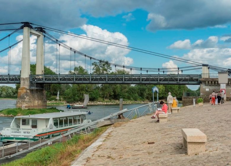 PÊCHE EN LOIRE QUAI DES MARINIERS