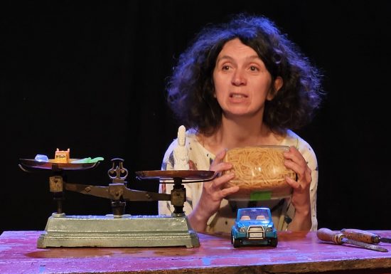 Théâtre de l&rsquo;Èvre – Atelier de Théâtre d&rsquo;objets et Balade à vélo