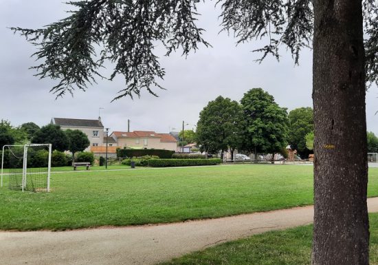 Aire de pique-nique de Saint-Laurent-de-la-Plaine