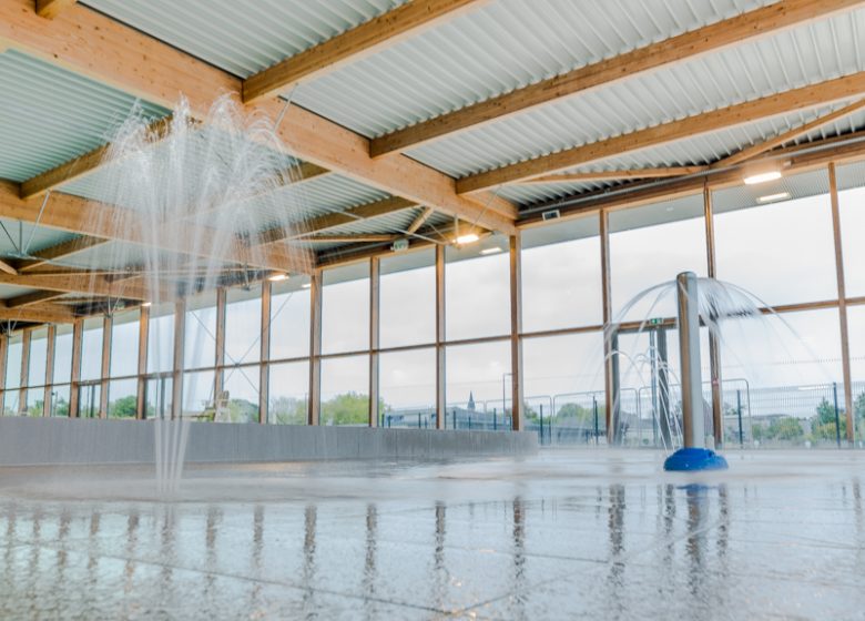 PISCINE CENTRE AQUATIQUE AQUALOIRE