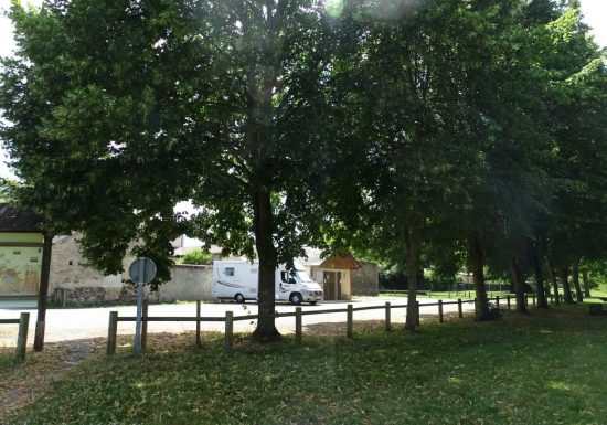 Aire de service camping-car à Valanjou