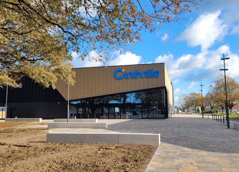 Cinéville