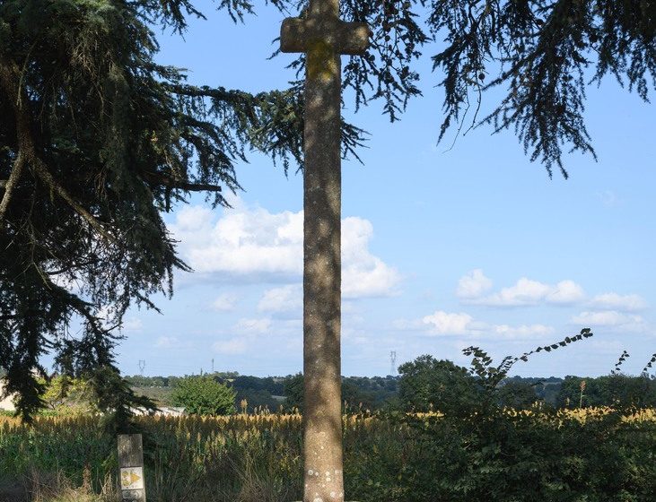 Croix du chemin de la Barre