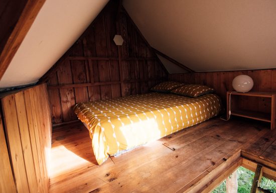 Cabanes sur pilotis au Camping des Babins