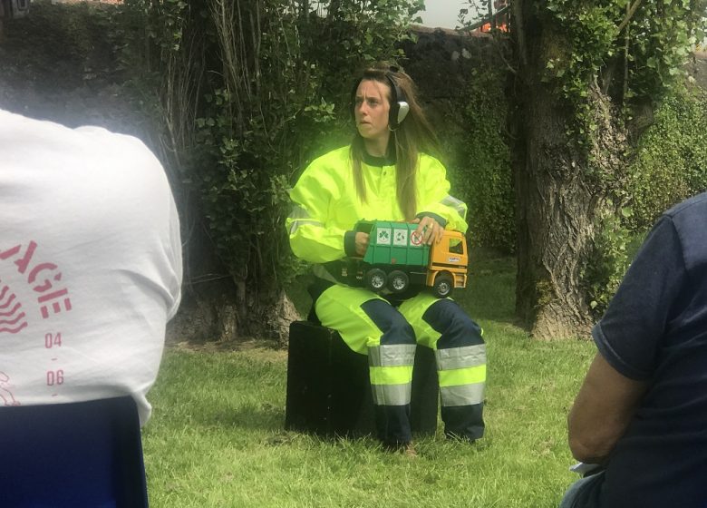 Scènes de pays : Sur les pas des ripeurs