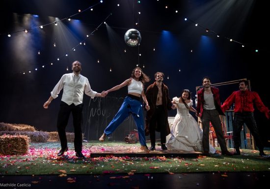 Scènes de pays : Le Jeu de l’amour et du hasard de Marivaux – COLLECTIF L’ÉMEUTE