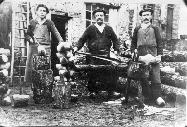 le sabotier – le cordonnier