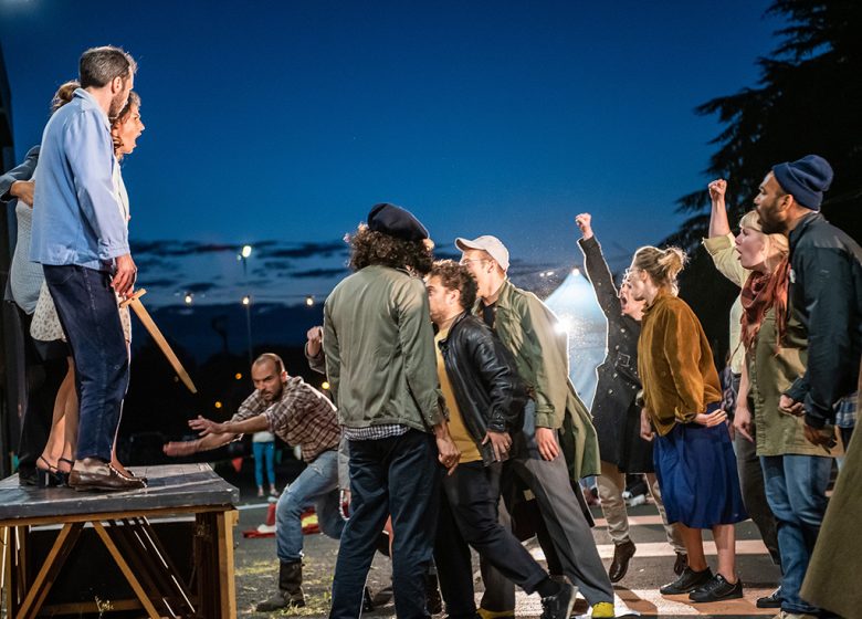 Le Théâtre ambulant Chopalovitch de Lioubomir Simovitch – Tournée des Villages de la TRPL