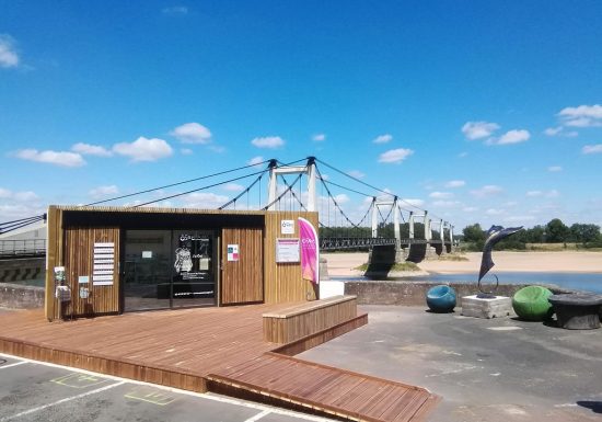 Aire d&rsquo;arrêt principale de La Loire à Vélo à Montjean-sur-Loire