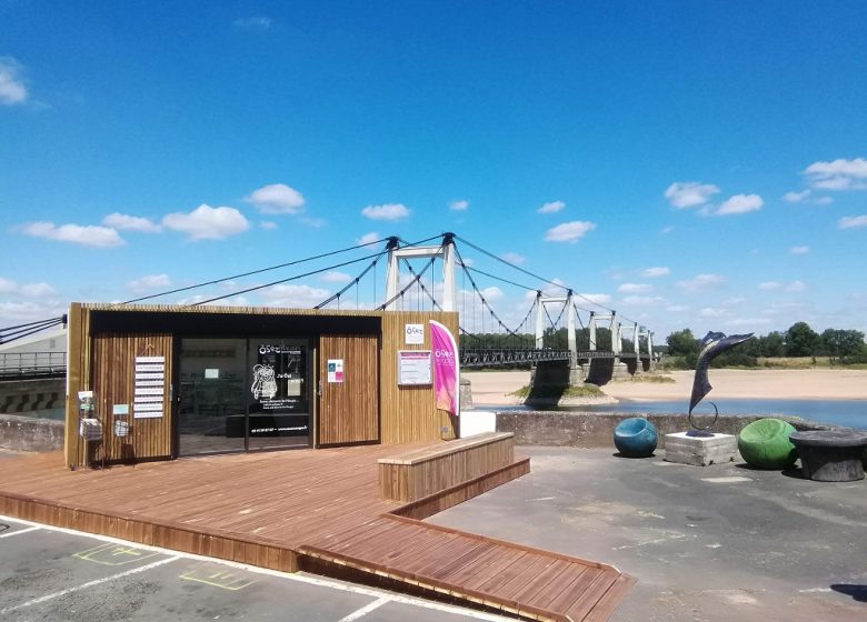 Aire d&rsquo;arrêt principale de La Loire à Vélo à Montjean-sur-Loire