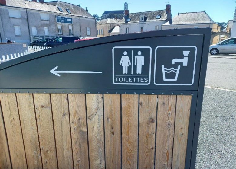 Aire d&rsquo;arrêt principale de La Loire à Vélo à Montjean-sur-Loire