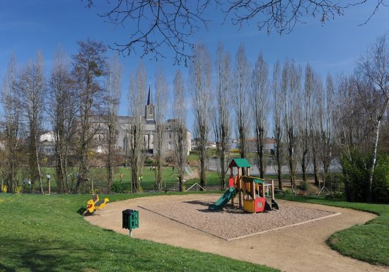 Aire de pique nique Aiguefoux