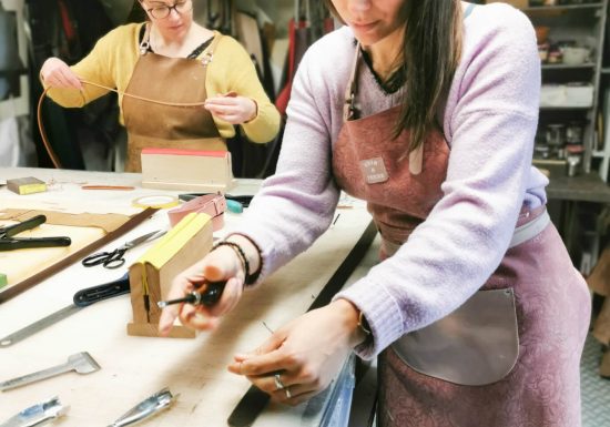 Atelier Maroline : fabrication d’une ceinture artisanale en cuir