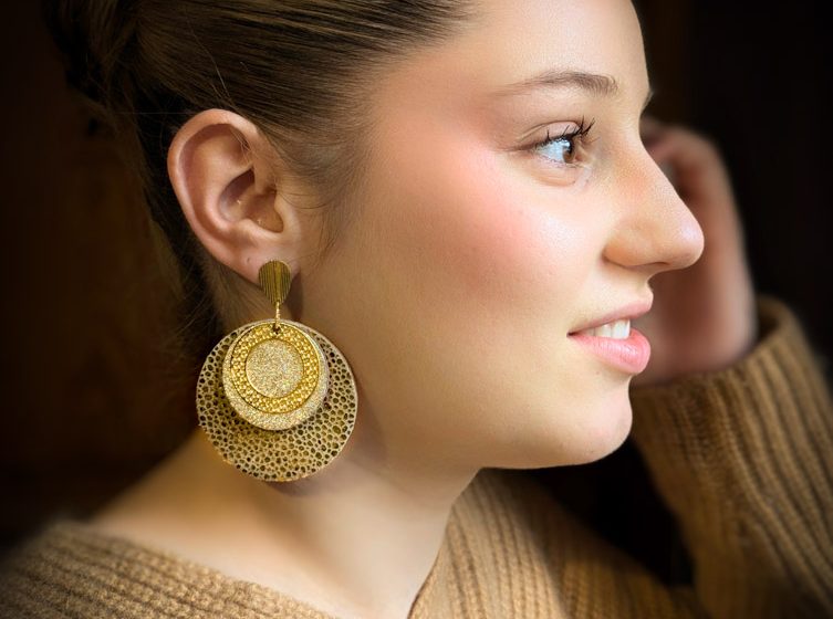 Atelier Maroline : fabrication de bijoux en cuir