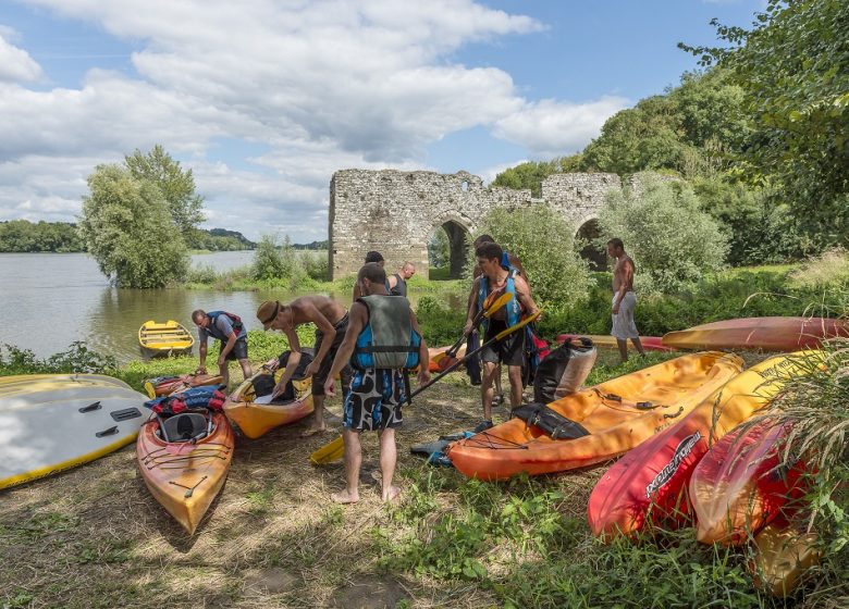 LOCATION CANOË KAYAK SUR LA LOIRE EN FAMILLE