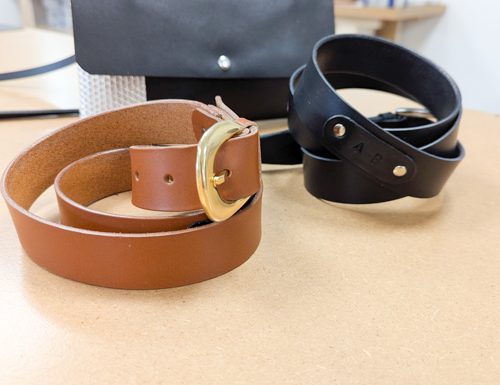 Atelier Maroline : fabrication d&rsquo;une ceinture artisanale en cuir ou d&rsquo;un sac banane en cuir