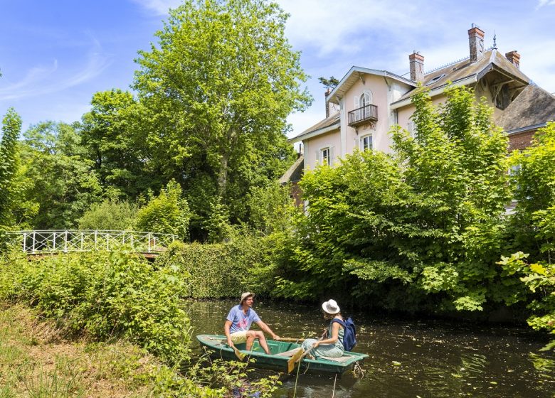 CHÂTEAU DE LA TOURLANDRY