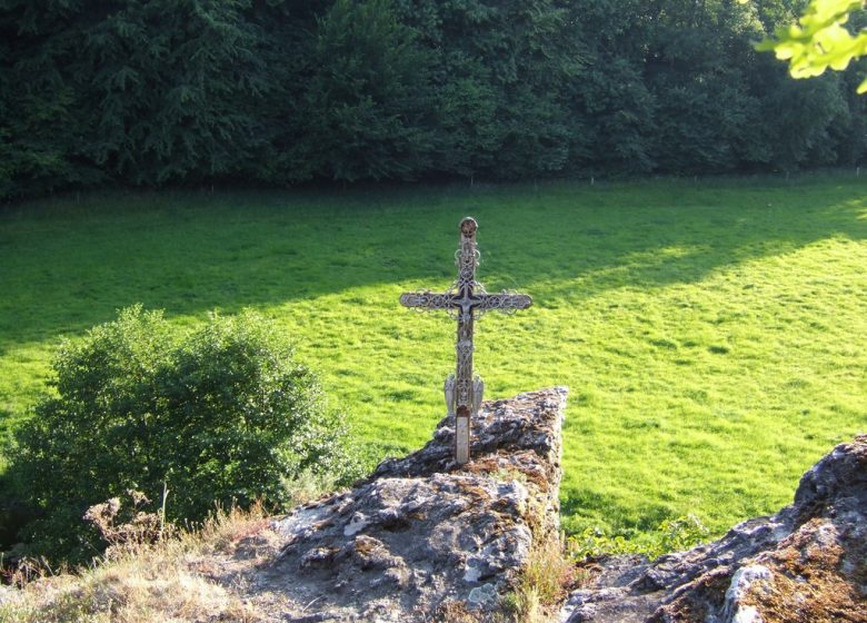 Point de vue à La Croix des Martyrs au Fief-Sauvin
