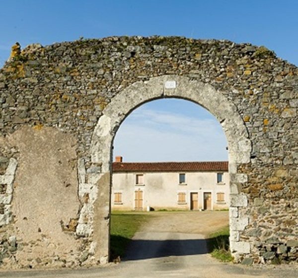 Ferme abbatiale des Coteaux