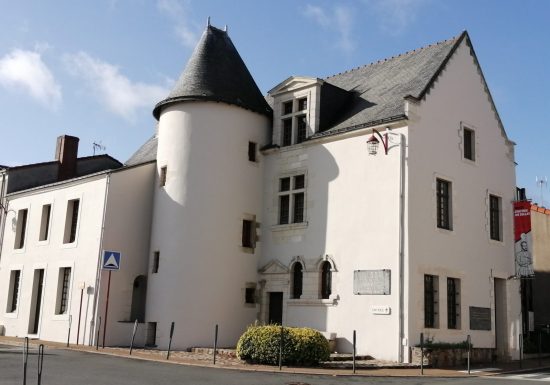 Atelier créatif : L&rsquo;art des lettrines au Musée Joachim du Bellay