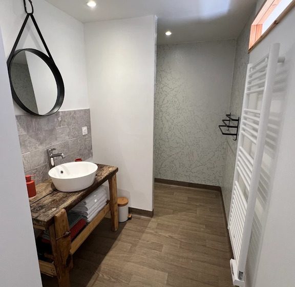 Les Iris – Maison chaleureuse