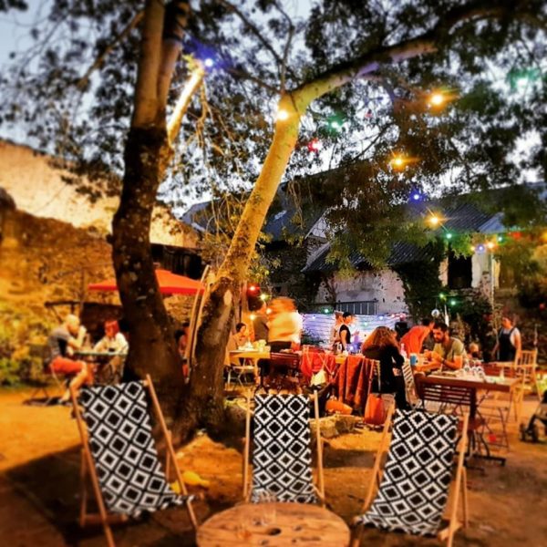 Guinguette Au Bout de l'île - Restaurant et hebergement