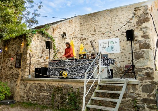 Soirée de clôture à la guinguette du bout de l&rsquo;Île – Mix d&rsquo;Amédée