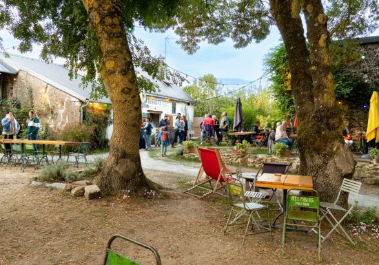 Soirée de clôture à la guinguette du bout de l&rsquo;Île – Mix d&rsquo;Amédée