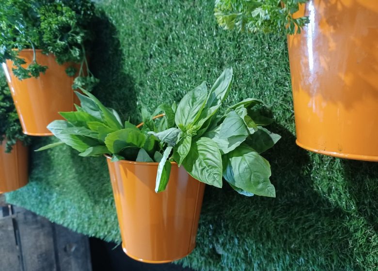 LE POTAGER DES MAUGES, MAGASIN À LA FERME ET CASIER DES MAUGES