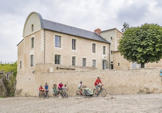 BOUCLE VÉLO SUR LA TRACE DES ÉCRIVAINS